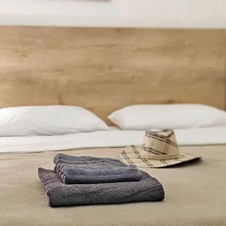 Апартаменты Thalassa Sea View *