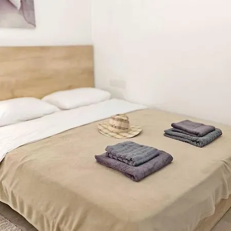 Апартаменты Thalassa Sea View