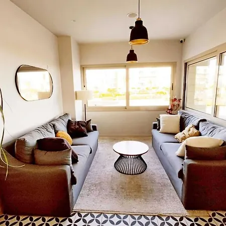Thalassa Sea View شقة *
